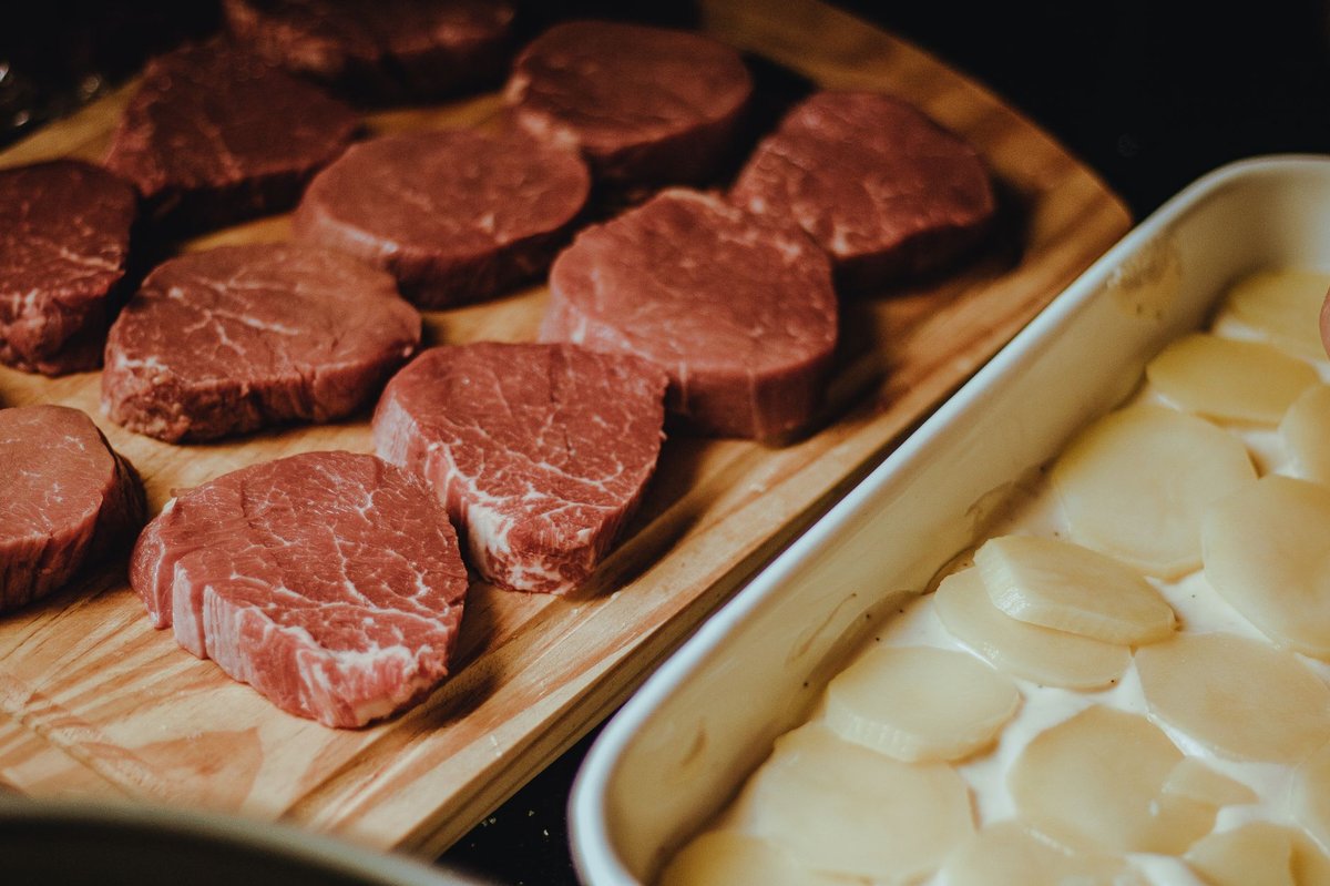 🥩 재료