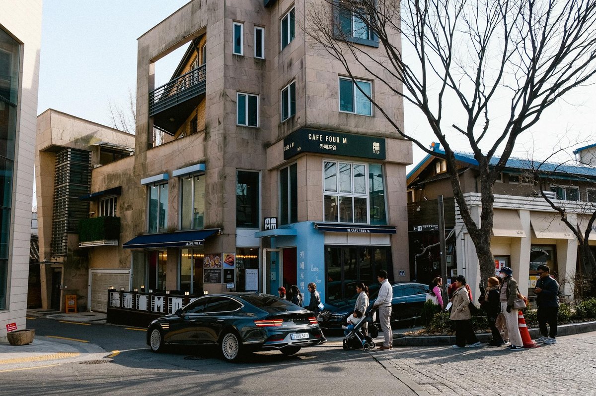 성수동 토요일 4시간 데이트 코스 2026 &mdash; 다로베 피자 + Baco 카페 짐 보관 + 서울숲 산책 완벽 동선 - 이용 장면