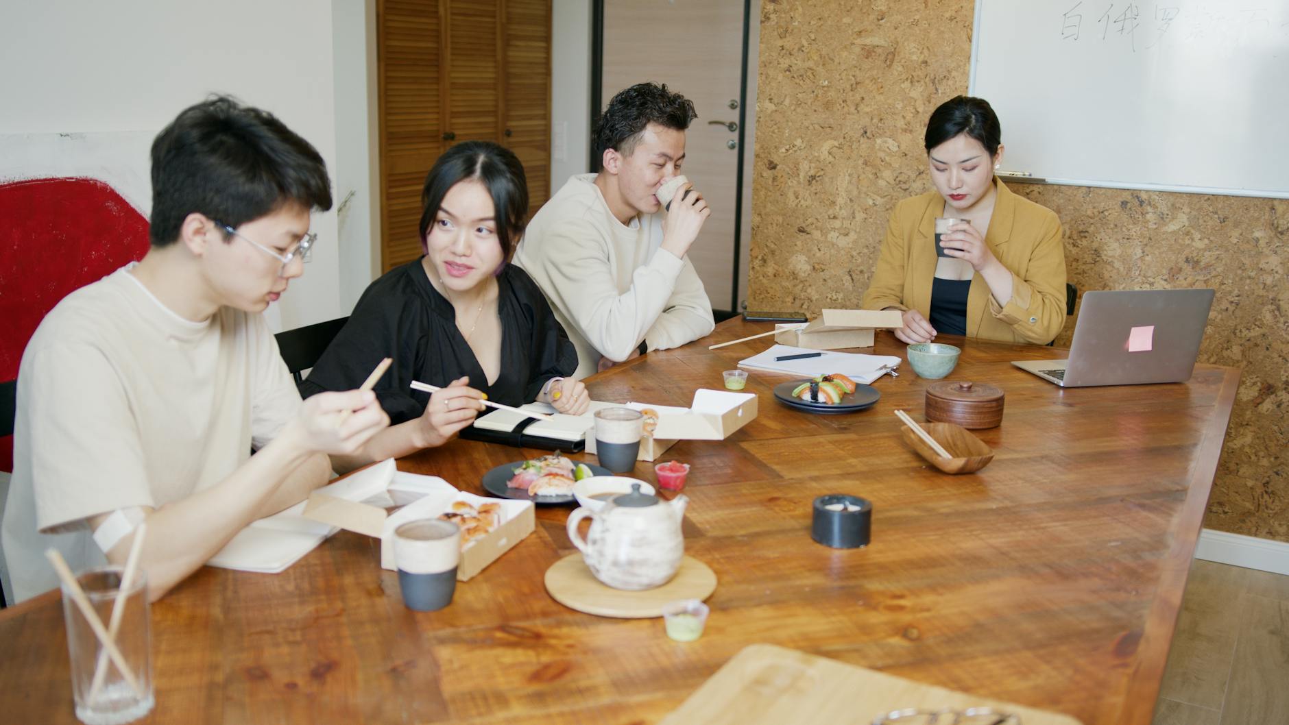 판교 IT 직장인 점심 주차장 5곳 2026 — 카카오·네이버 근처 30분 무료 식당과 정기권 비교 - 디테일