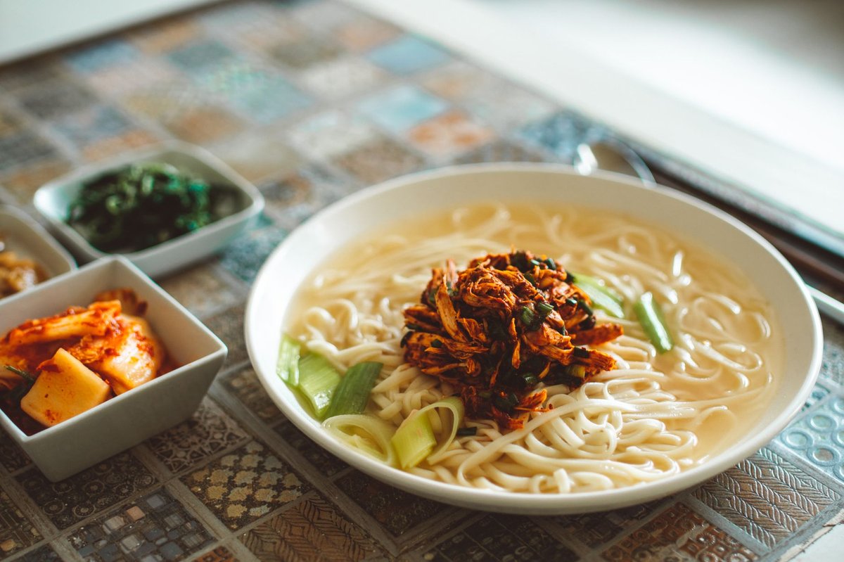 김치볶음우동 만드는 법 매콤 김치 우동 볶음