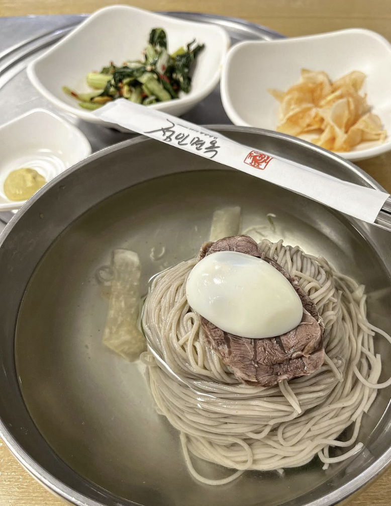 정인면옥 Jungin Myeonok Yeouido